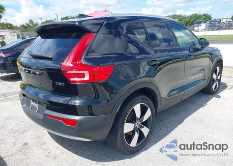 2019 Volvo Xc40 T5 Momentum/T5 R-Design z USA, uszkodzony, nr VIN YV4162XZ3K2009069